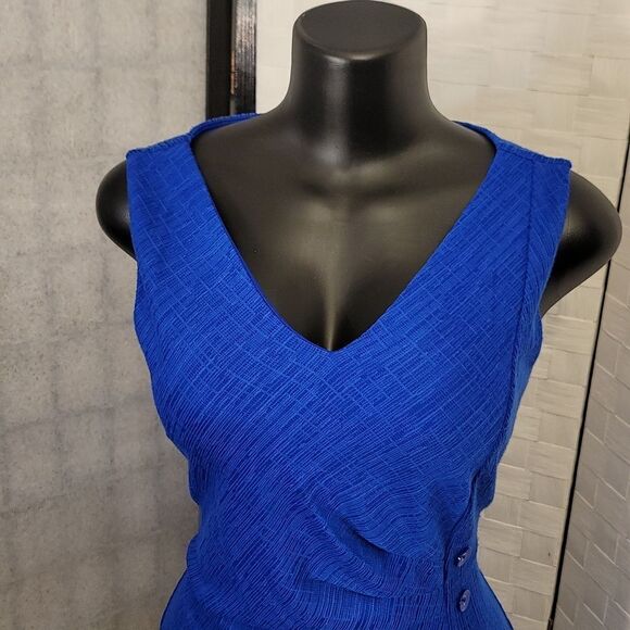 BRAND NEW ENFOCUS STUDIO BUTTON PLACKET SIDE RUCHED DETAILS DRESS - Picture 4 of 13